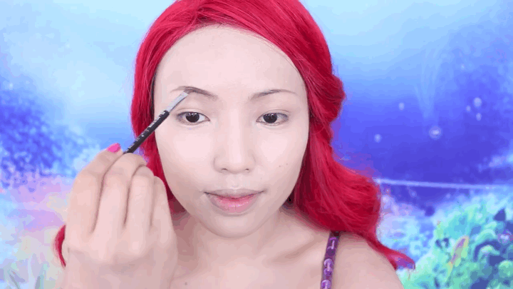 1436813215-little-mermaid-makeup-gif-3-eyebrows