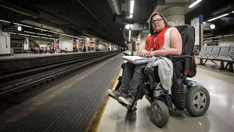 Viajar en tren con silla de ruedas, un salto a lo desconocido