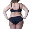 mujer gordita en ropa interior