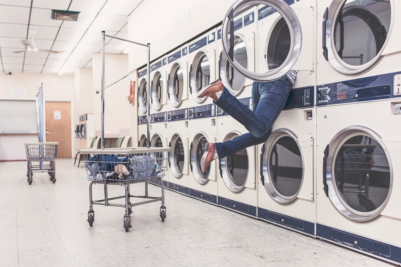 Te contamos cómo alargar la vida de tu ropa y tu lavadora