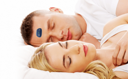 El dispositivo que da calambres a tu pareja cuando ronca