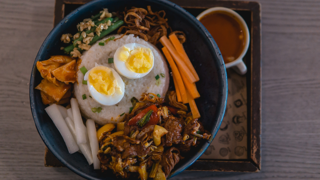 Bibimbap: la receta coreana más deliciosa y completa