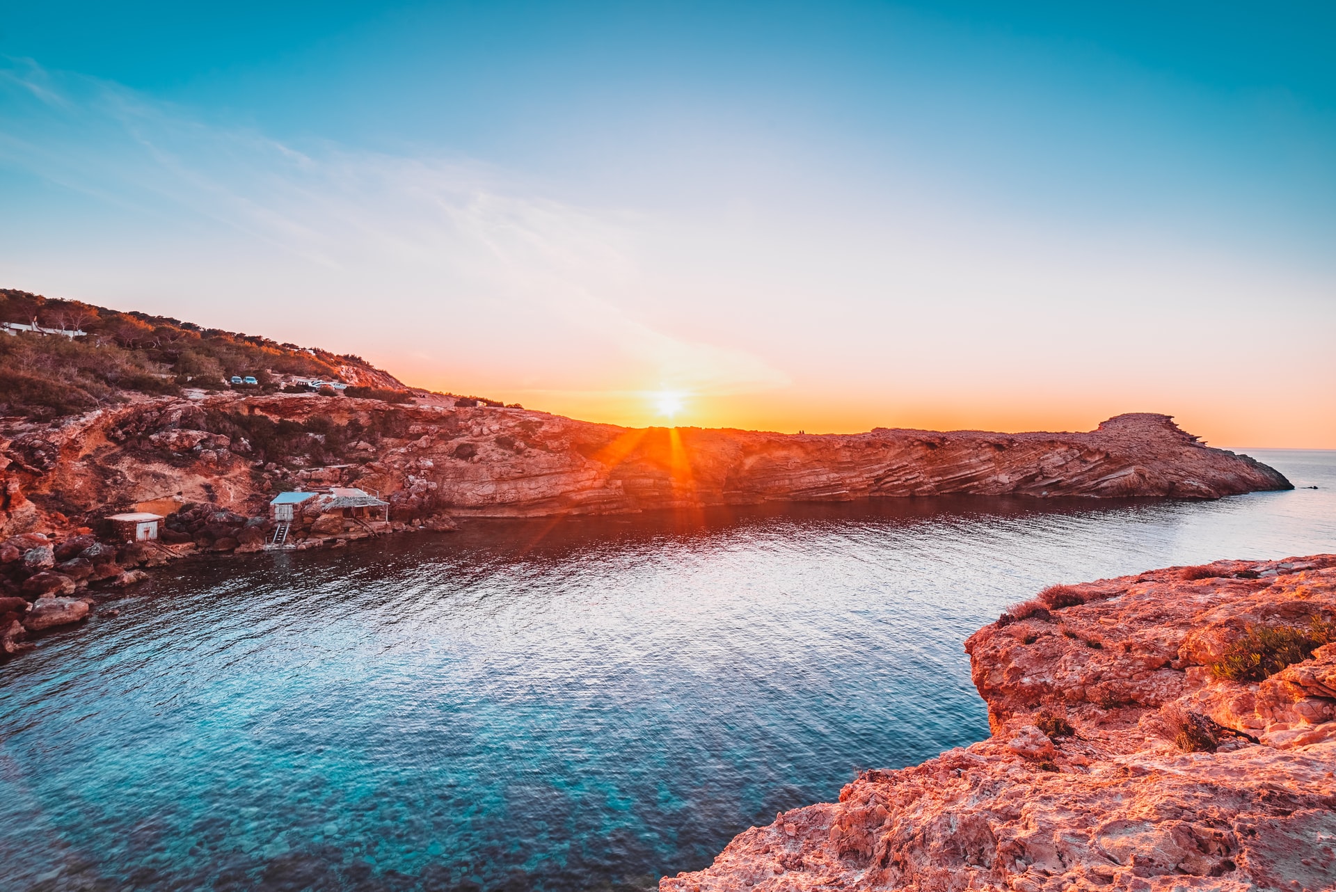 ¿Cómo puedes disfrutar al máximo de tu viaje a Ibiza?