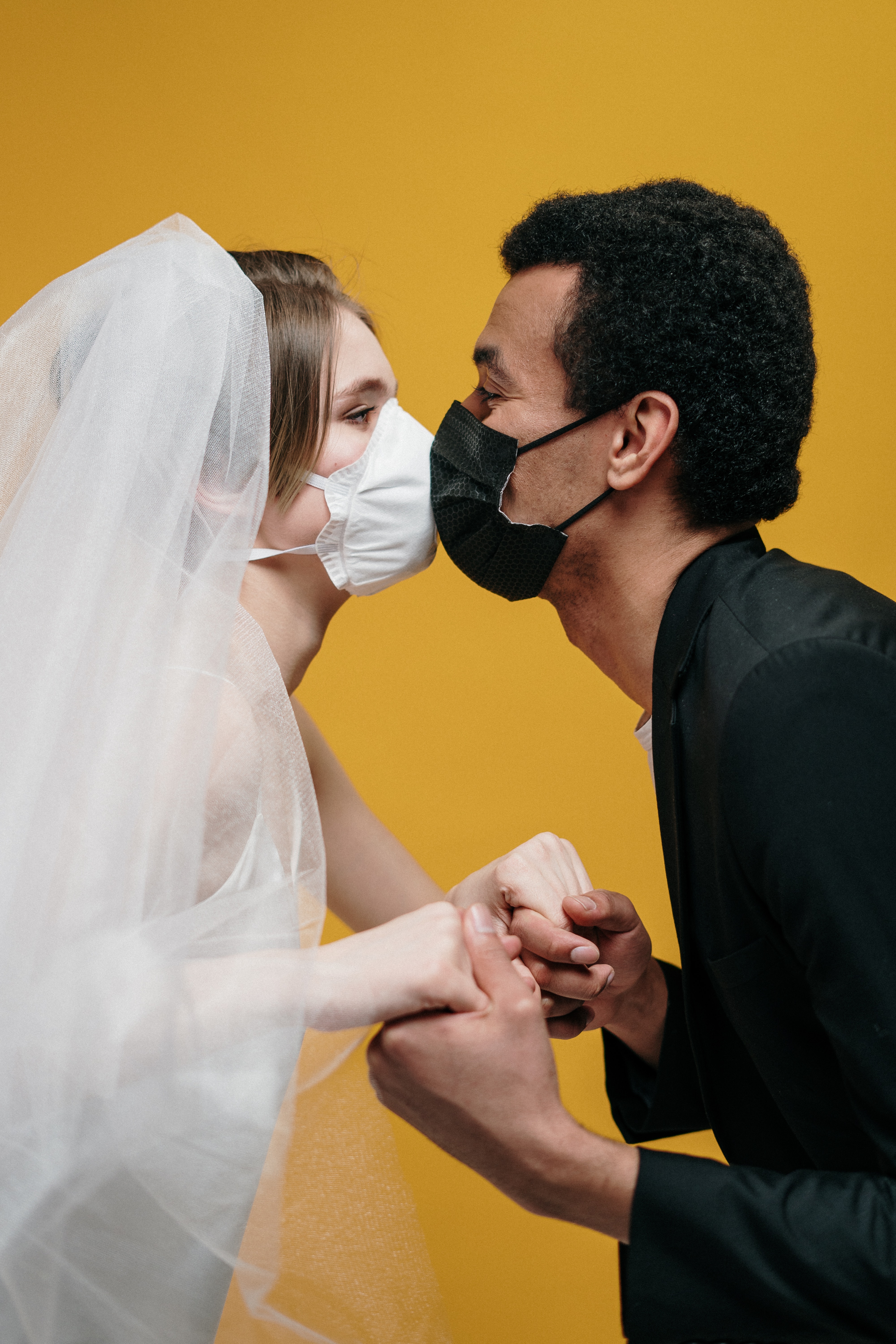 10 Mujeres me cuentan los desastres que ocurrieron en sus bodas