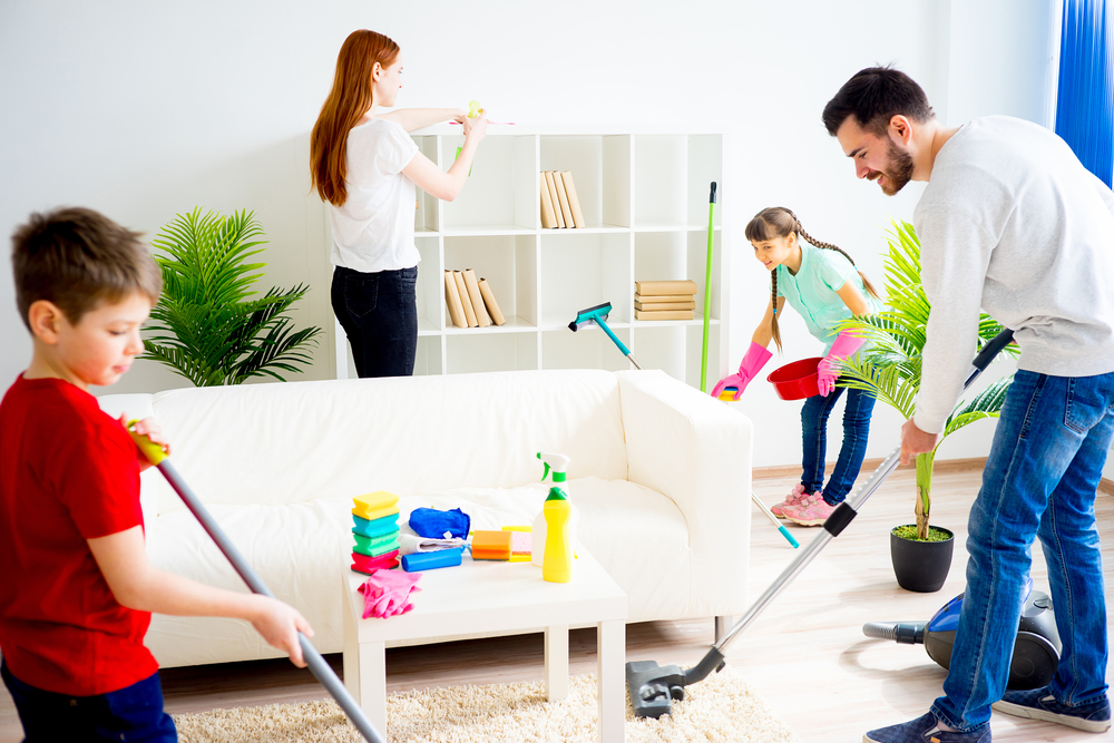 5 productos de limpieza imprescindibles para el hogar