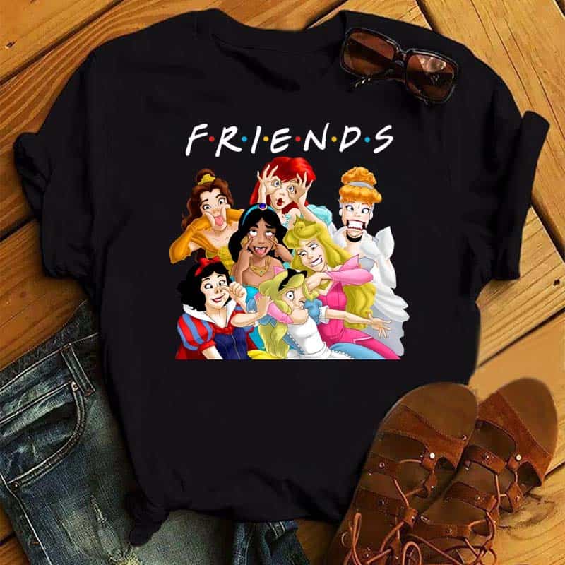 Si las princesas Disney te parecen cursis, esta camiseta te encantará