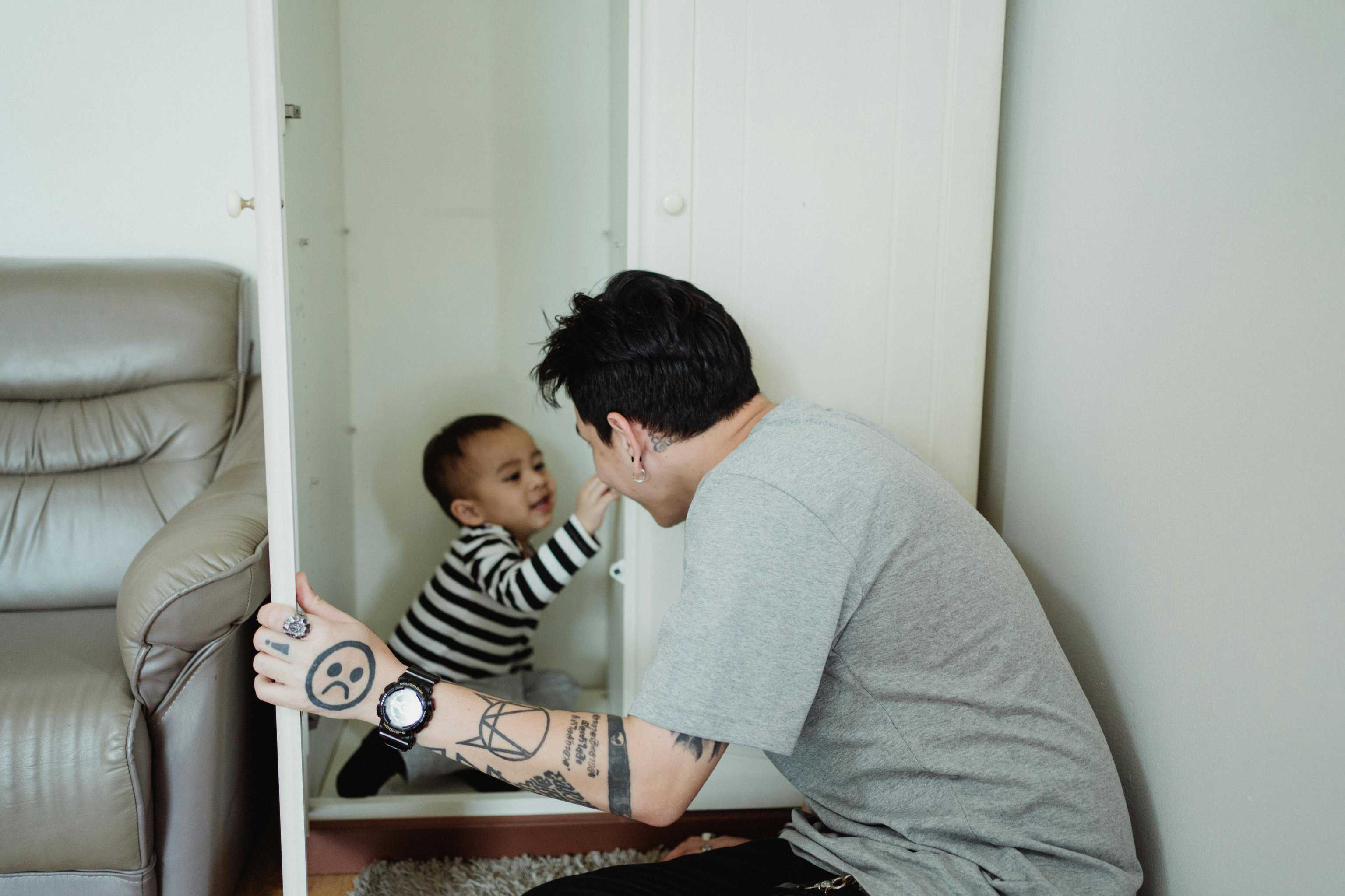 Se convirti&oacute; en el padre que mis hijos no ten&iacute;an y hasta les puso su apellido