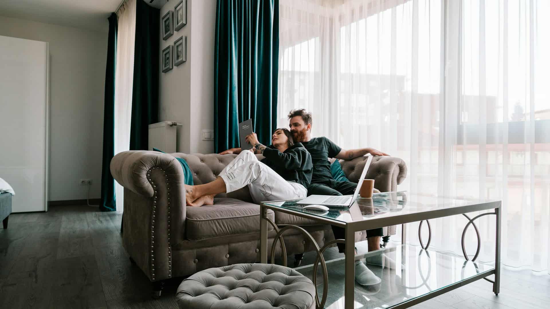 Me he comprado una casa con mi pareja, pero no vivimos juntos
