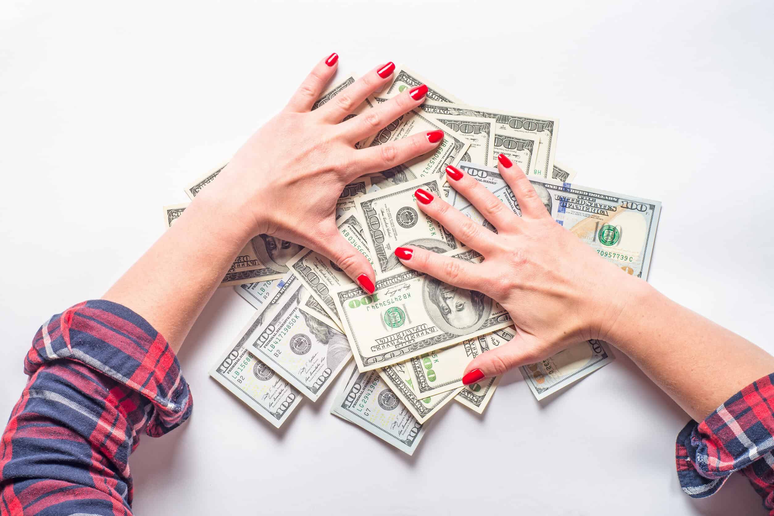 Me cogi&oacute; dinero sin mi consentimiento&nbsp;