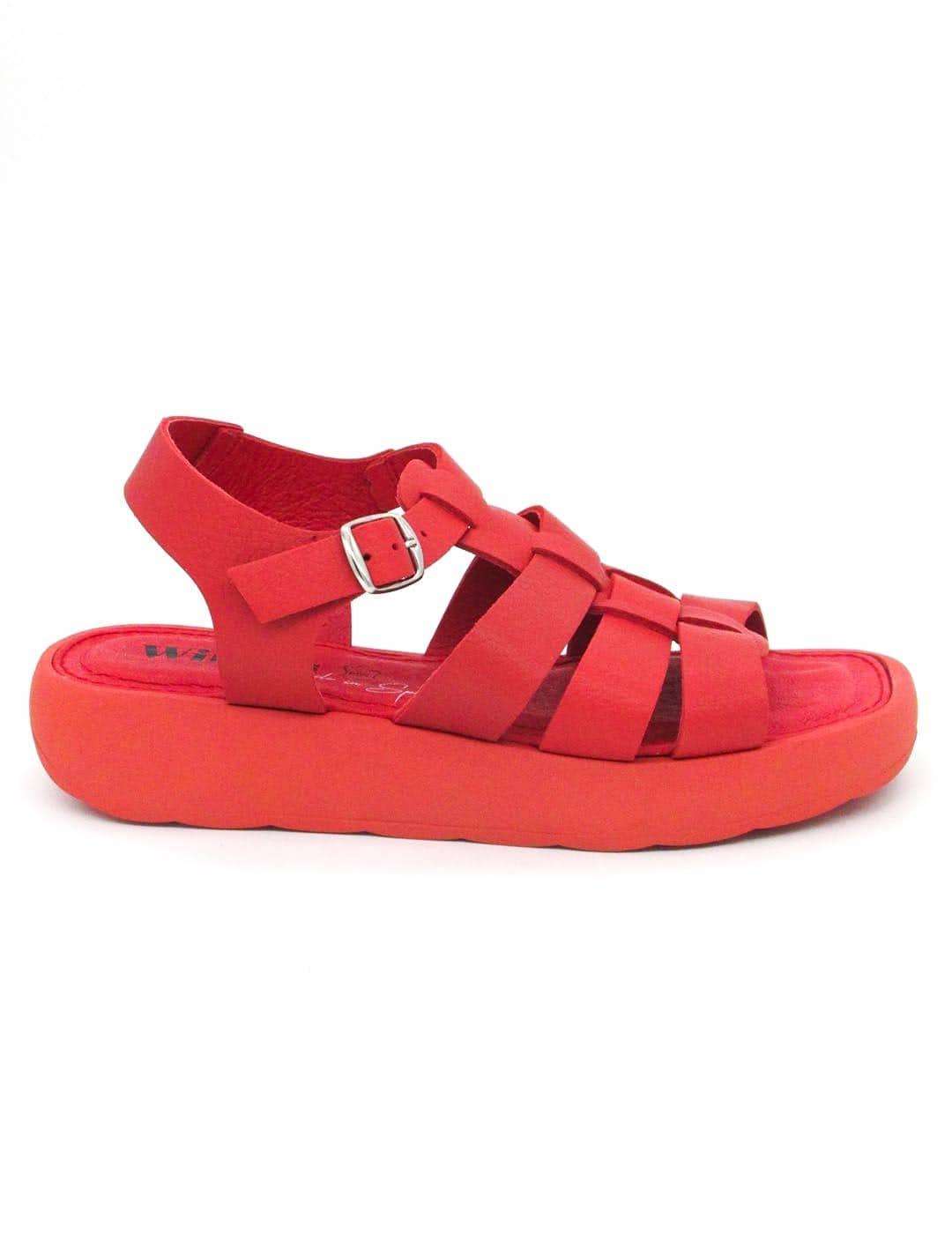 Por fin encontr&eacute; las sandalias m&aacute;s c&oacute;modas de la vida, y pas&oacute; esto