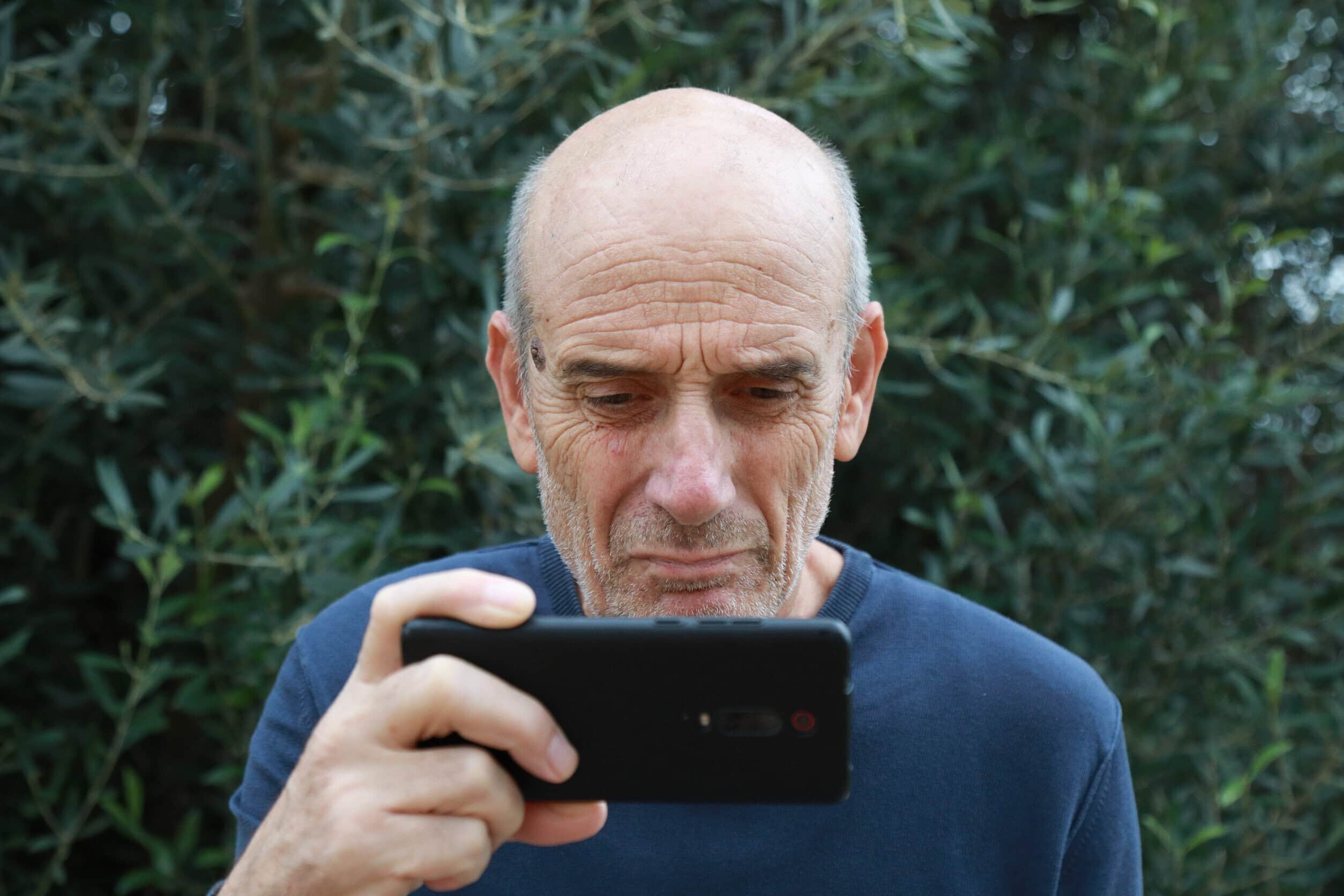 No entiendo qu&eacute; placer da escribir &lsquo;das asco&rsquo; en la foto de una desconocida