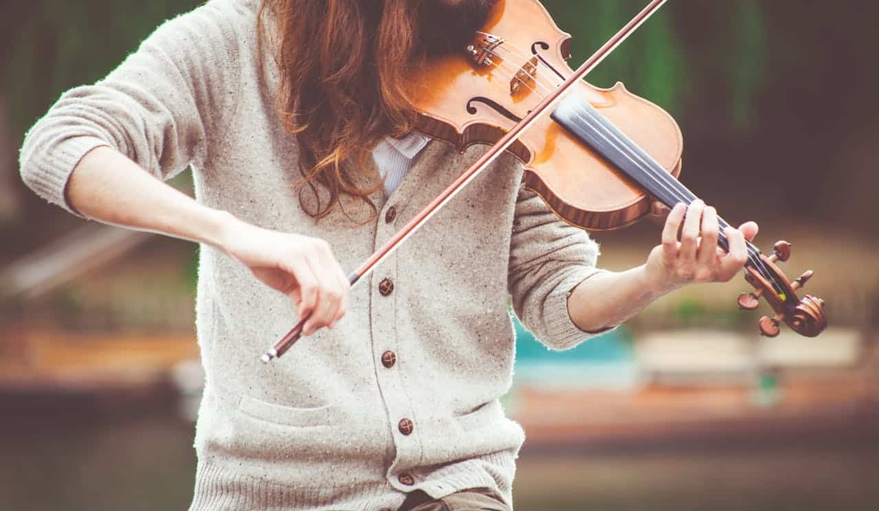 Me enamor&eacute; de un sintecho que tocaba el viol&iacute;n en el Metro