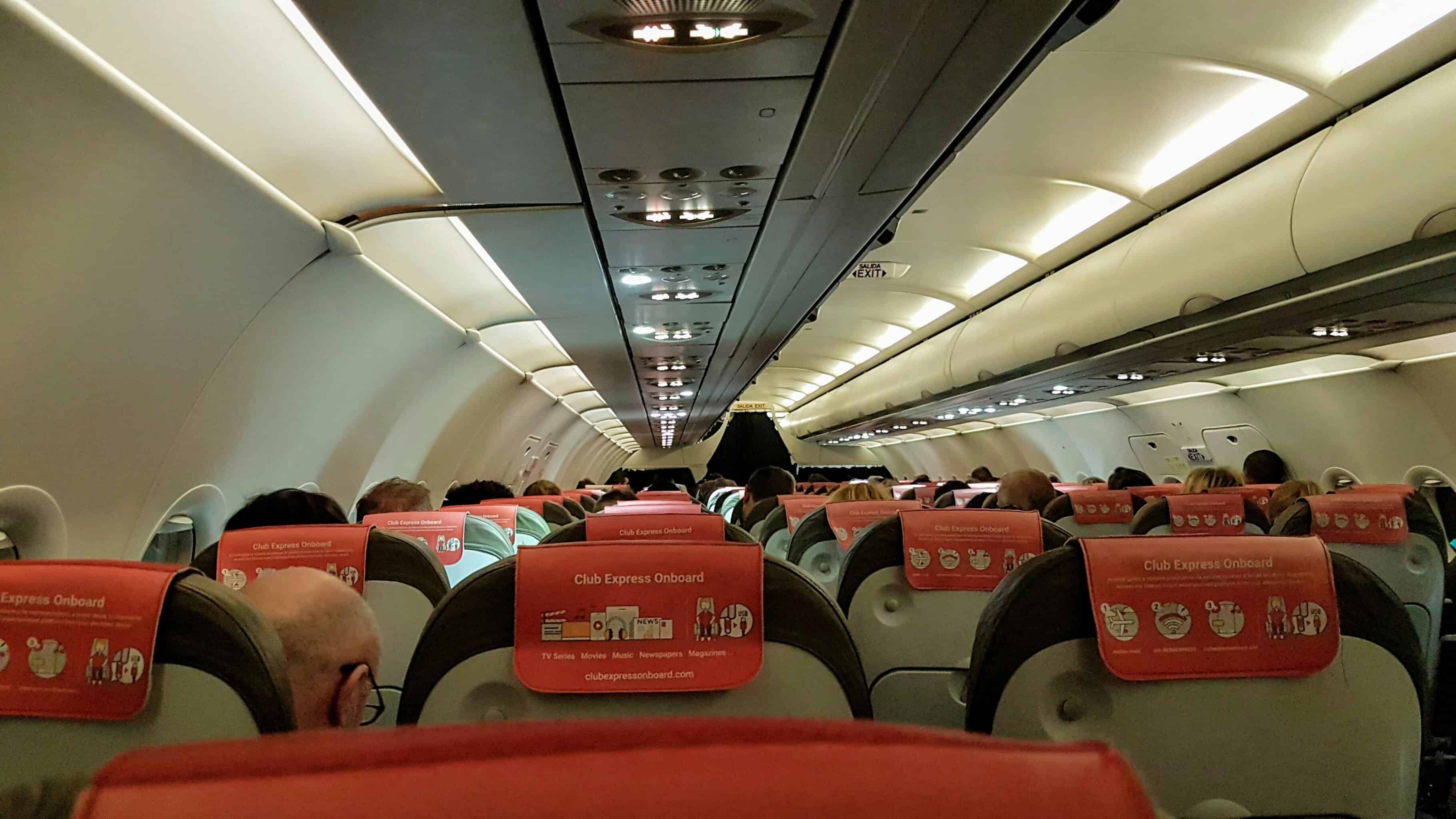 Mi experiencia gord&oacute;foba en una aerol&iacute;nea lowcost: cuando te niegan el cintur&oacute;n que necesitas