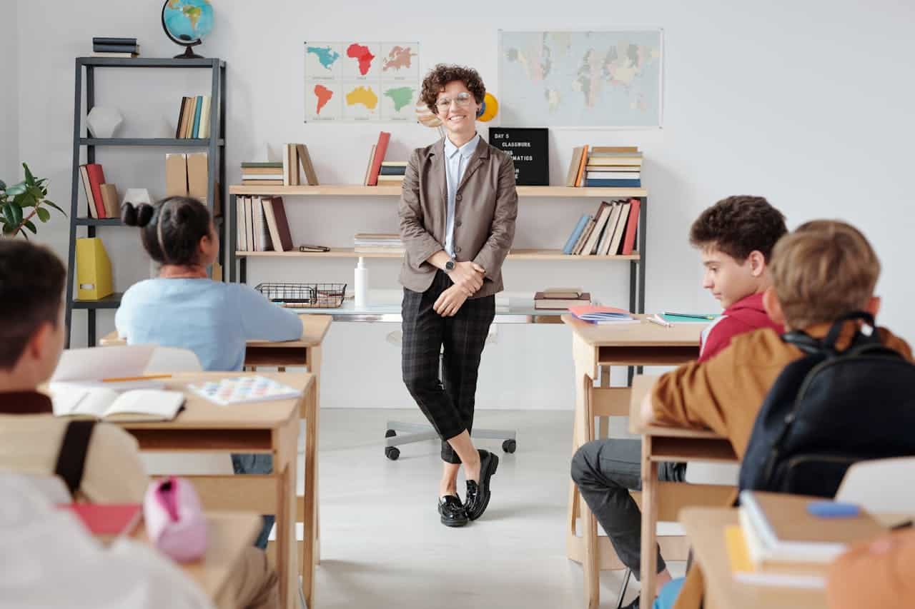 Soy profe de primaria y as&iacute; es un d&iacute;a real en el cole: caos, v&oacute;mitos y cero descanso